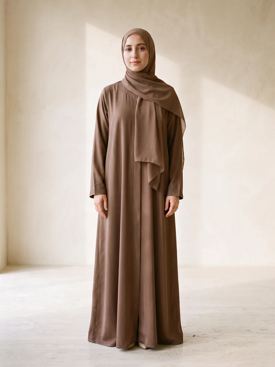 Nakışlı Klasik Abaya – kahve rengi, Fatimah Giyim